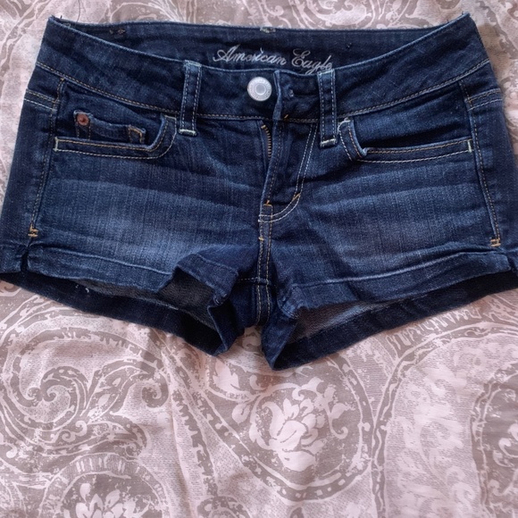 Shorts - Picture 4 of 4